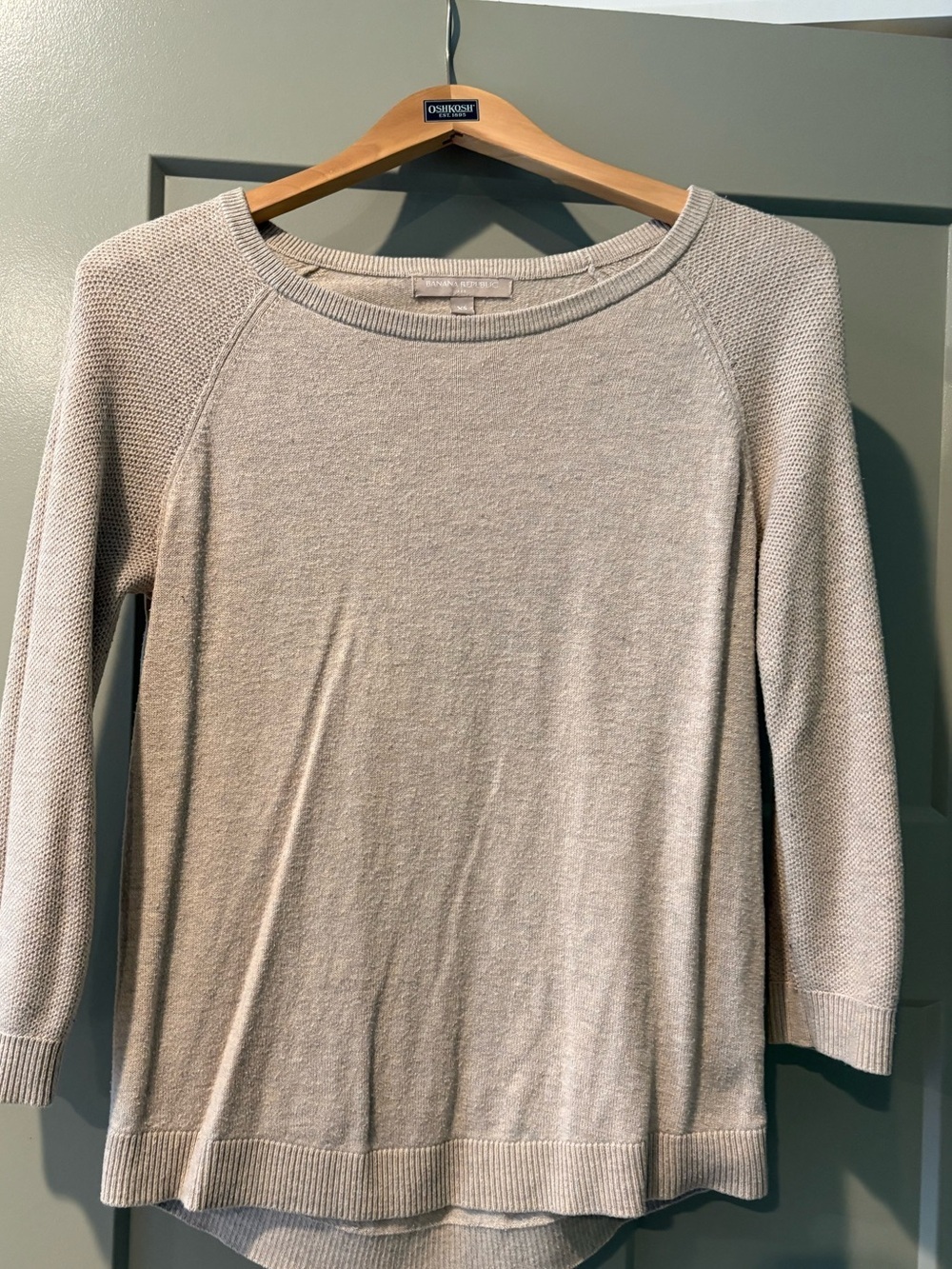 Banana Republic Light Beige Knit Pullover Sweater